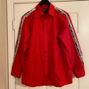 Red Ape Mens Long Sleeve Button Down Shirt. Detail on Sleeves. Red. XL.